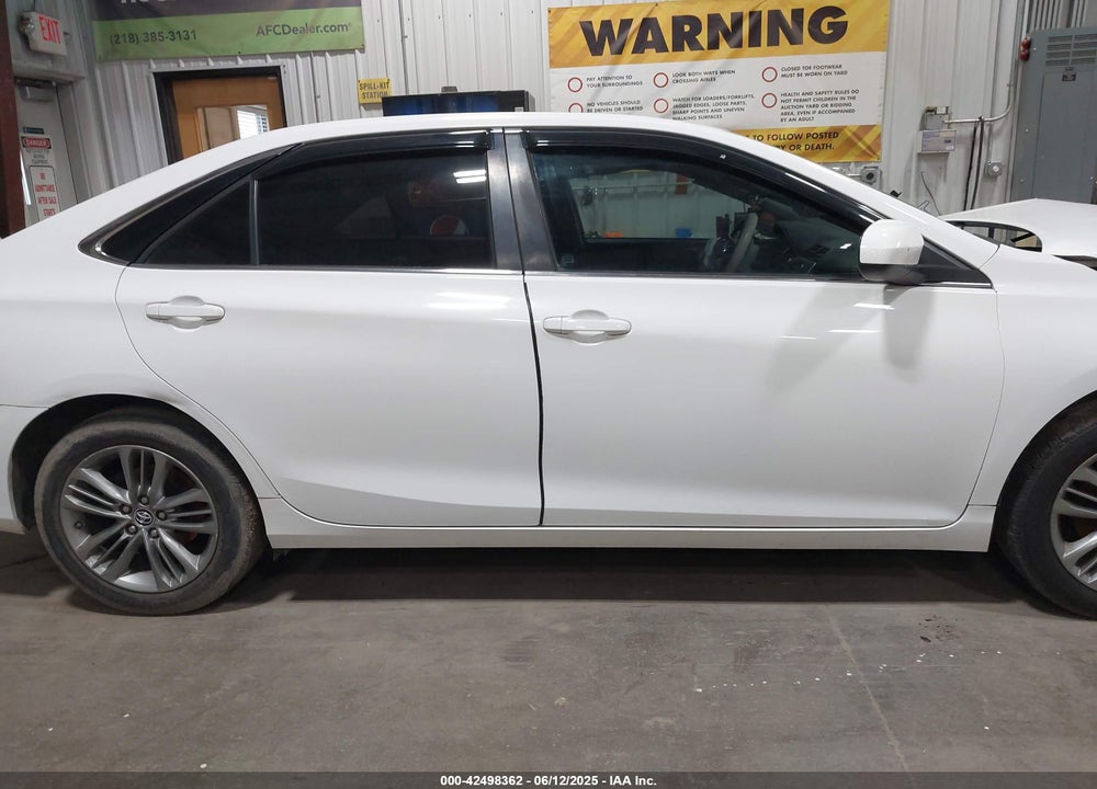 2016 TOYOTA CAMRY SE VIN: 4T1BF1FK5GU181343