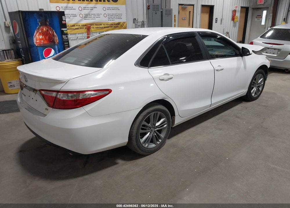 2016 TOYOTA CAMRY SE VIN: 4T1BF1FK5GU181343