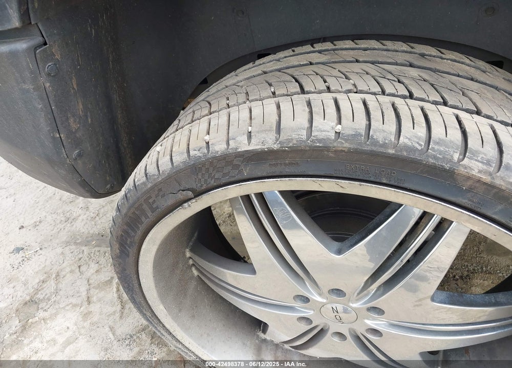 2006 HUMMER H3 SUV VIN: 5GTDN136968264667