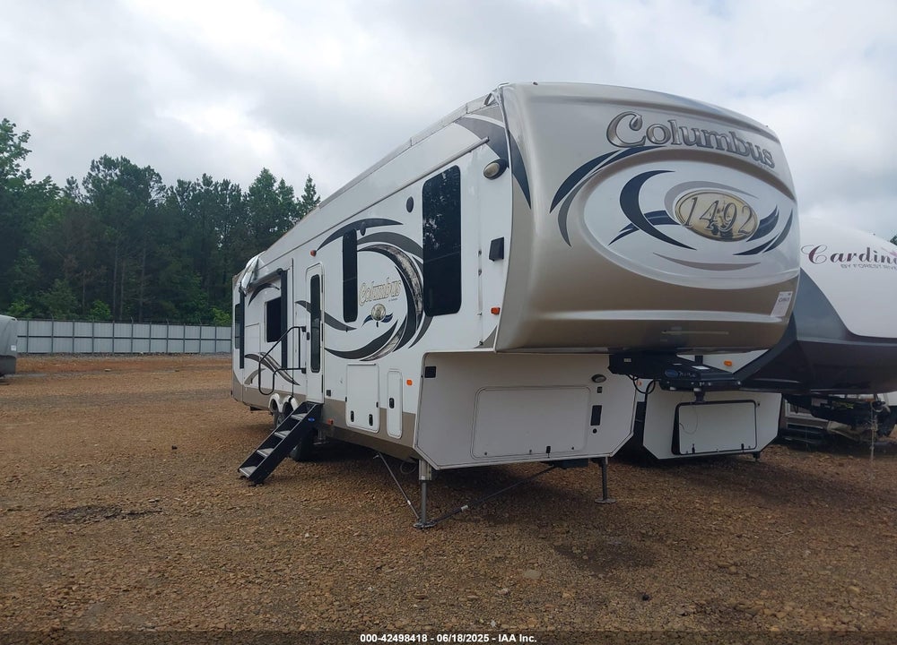 2018 FOREST RIVER CMF366RL COLUMBUS 1492 VIN: 4X4FCMN27J6008995