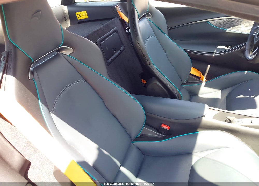 2024 MCLAREN ARTURA PERFORMANCE/TECHLUX/VISION VIN: SBM16AEA3RW002417