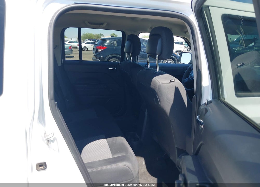 2014 JEEP PATRIOT SPORT VIN: 1C4NJPBB1ED730204