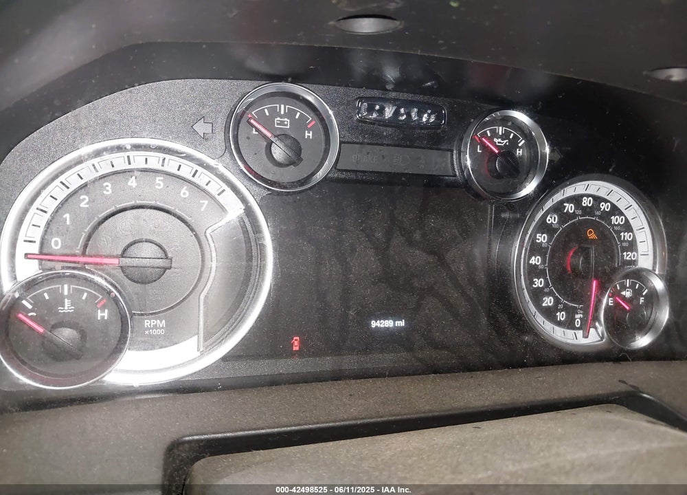 2019 RAM 1500 CLASSIC VIN: 1C6RR6LT9KS665239