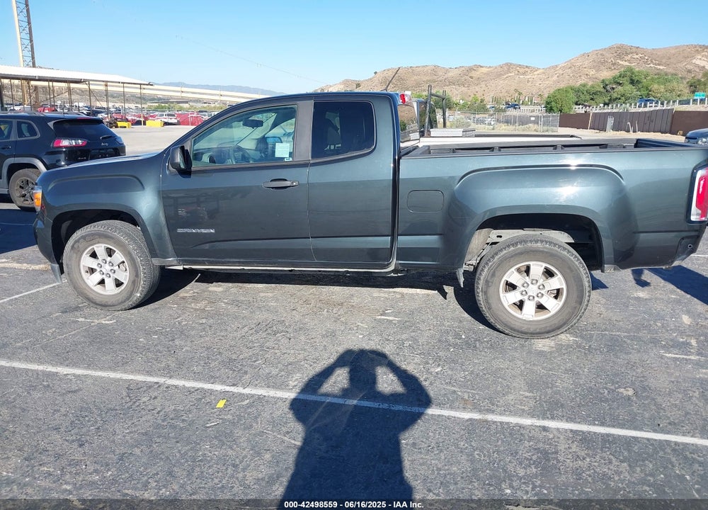 2018 GMC CANYON VIN: 1GTH5BEA5J1143703