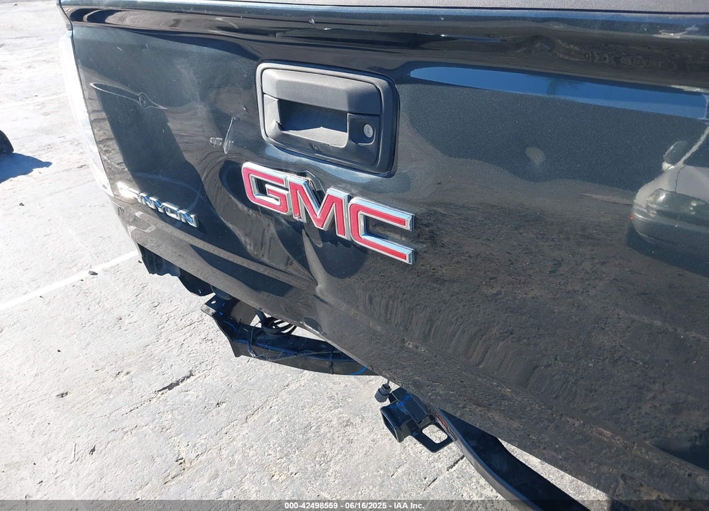 2018 GMC CANYON VIN: 1GTH5BEA5J1143703