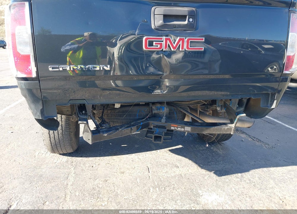 2018 GMC CANYON VIN: 1GTH5BEA5J1143703