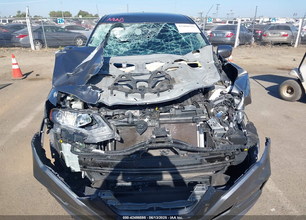 2018 NISSAN ROGUE VIN: JN8AT2MT3JW459277