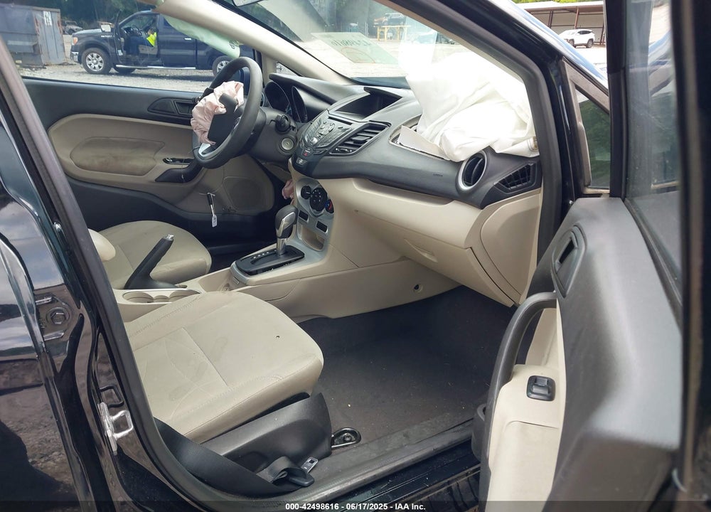2019 FORD FIESTA VIN: 3FADP4BJXKM128617