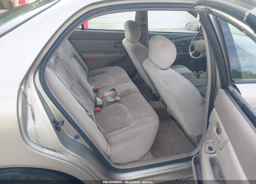 2001 BUICK CENTURY CUSTOM VIN: 2G4WS52J011277837