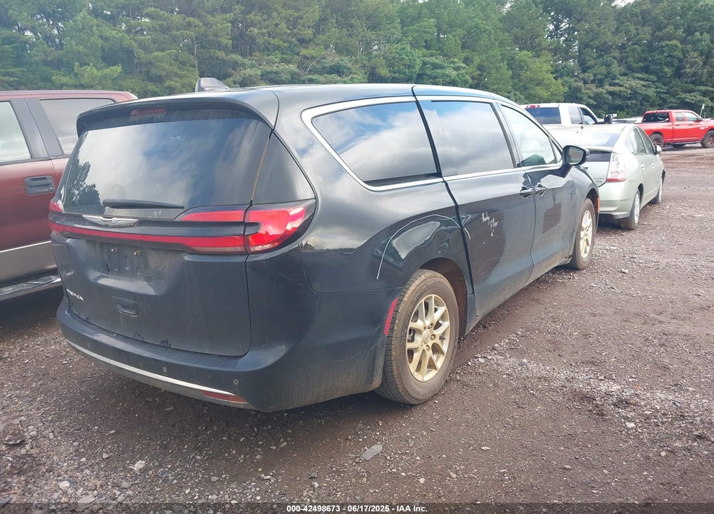 2023 CHRYSLER PACIFICA TOURING L VIN: 2C4RC1BG5PR560126