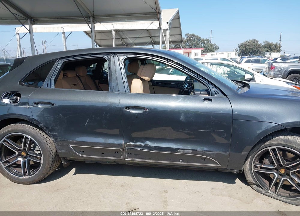 2020 PORSCHE MACAN VIN: WP1AB2A59LLB32454