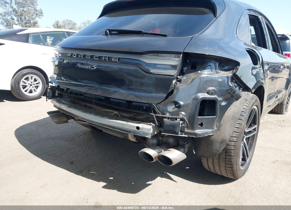 2020 PORSCHE MACAN VIN: WP1AB2A59LLB32454