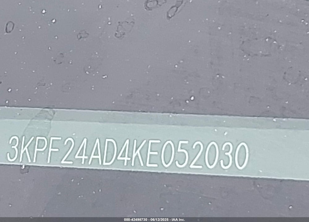 2019 KIA FORTE LXS VIN: 3KPF24AD4KE052030