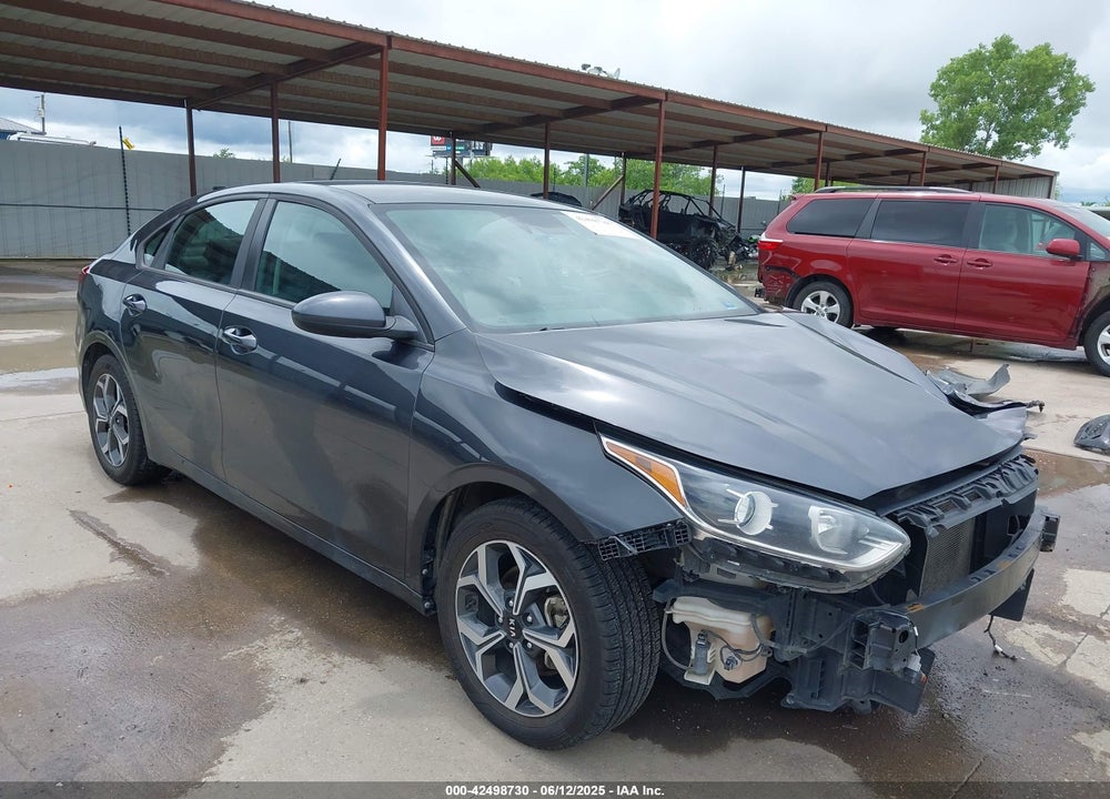 2019 KIA FORTE LXS VIN: 3KPF24AD4KE052030