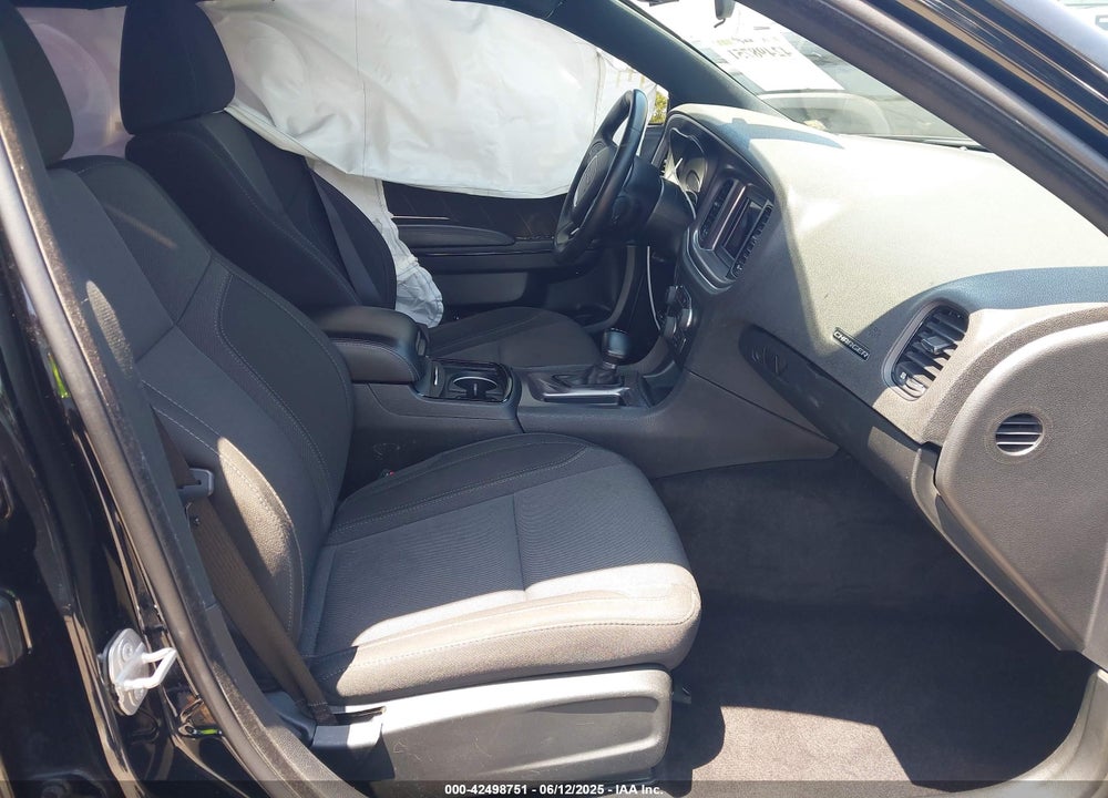 2019 DODGE CHARGER SXT RWD VIN: 2C3CDXBG1KH522837