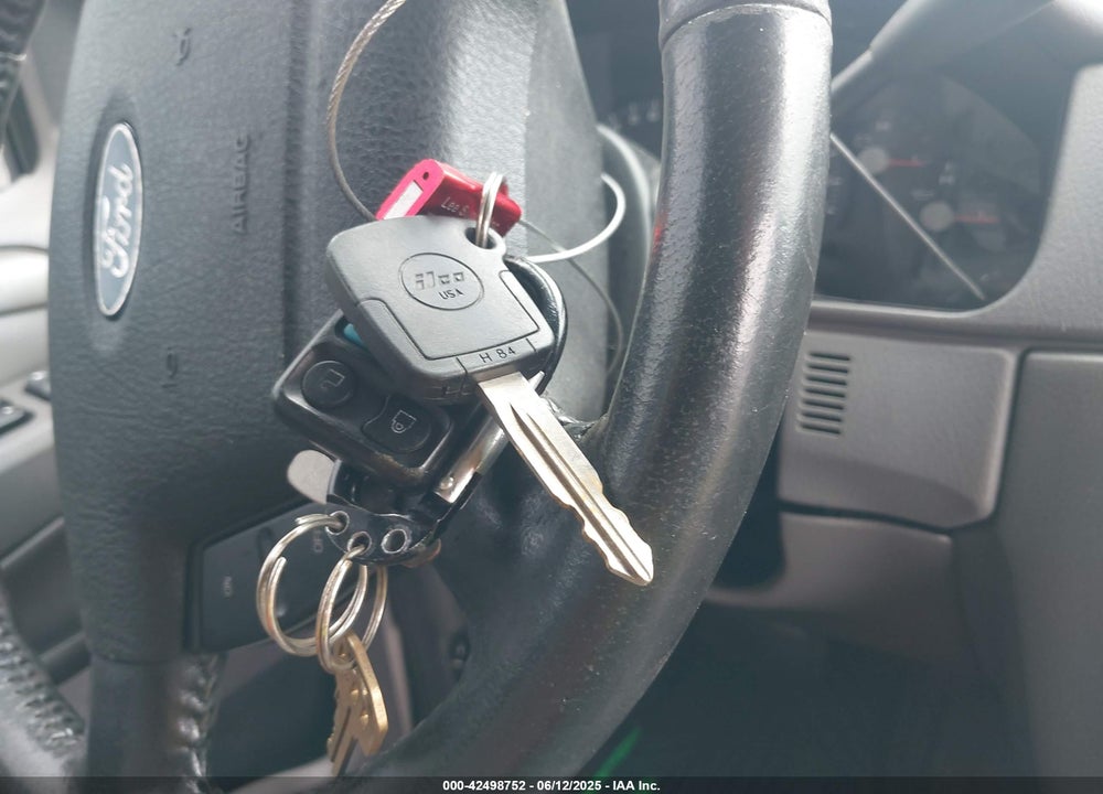2004 FORD EXPLORER VIN: 1FMZU63W74UB87536