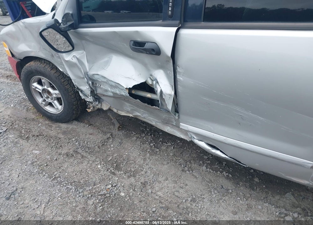 2004 FORD EXPLORER VIN: 1FMZU63W74UB87536