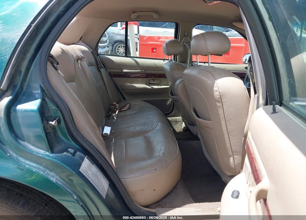 2000 MERCURY GRAND MARQUIS LS VIN: 2MEFM75W5YX640463
