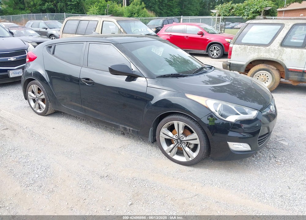 2016 HYUNDAI VELOSTER VIN: KMHTC6AD3GU285980