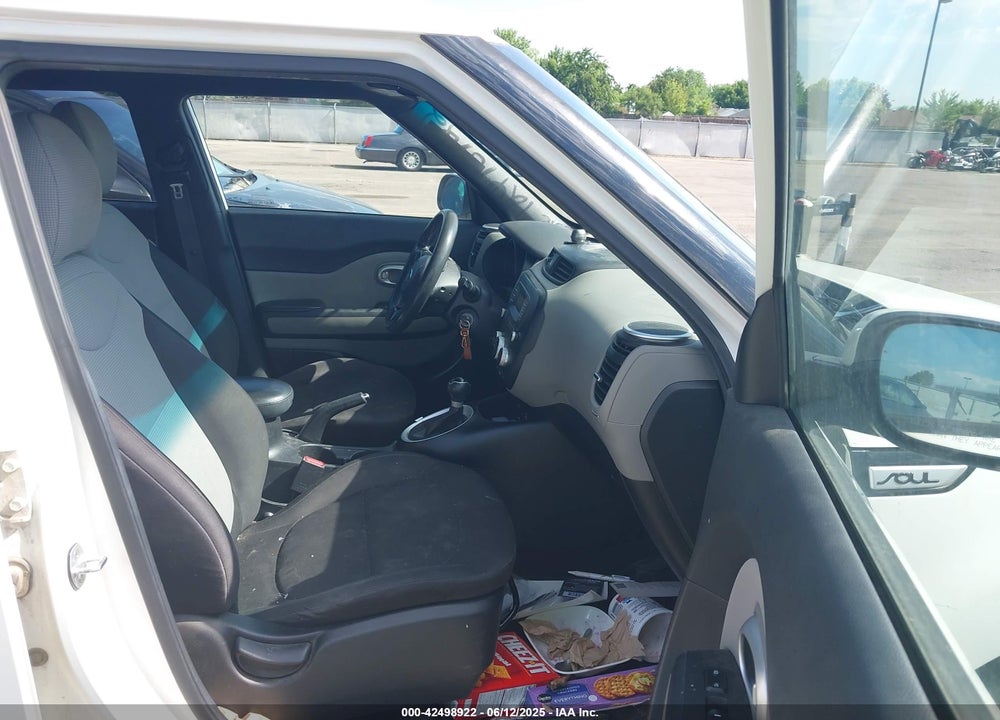 2015 KIA SOUL VIN: KNDJN2A24F7221196