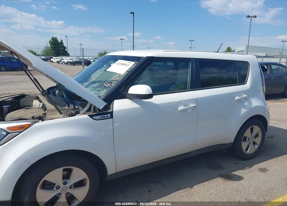 2015 KIA SOUL VIN: KNDJN2A24F7221196