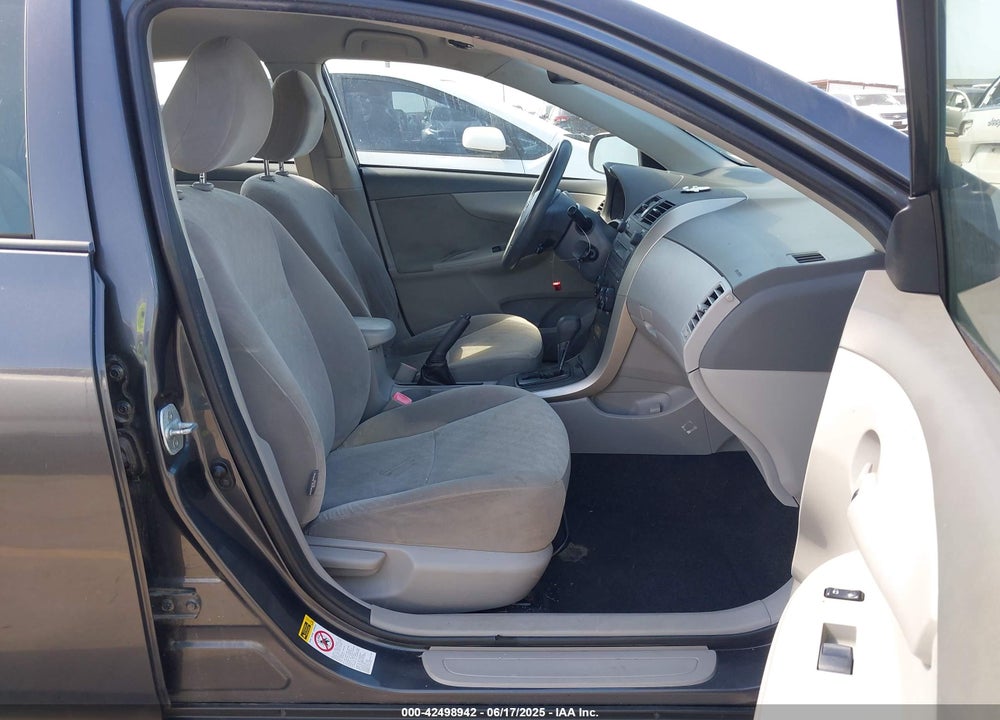 2009 TOYOTA COROLLA VIN: JTDBL40E599093111