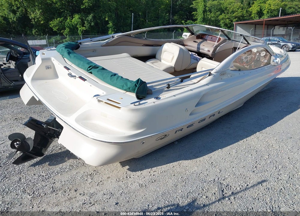 2000 REGAL 2100 LSR VIN: RGMFD701K900