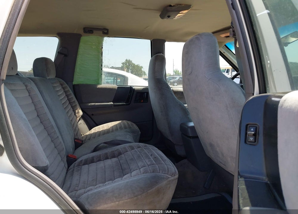 1994 JEEP GRAND CHEROKEE LAREDO VIN: 1J4GZ58SXRC104587