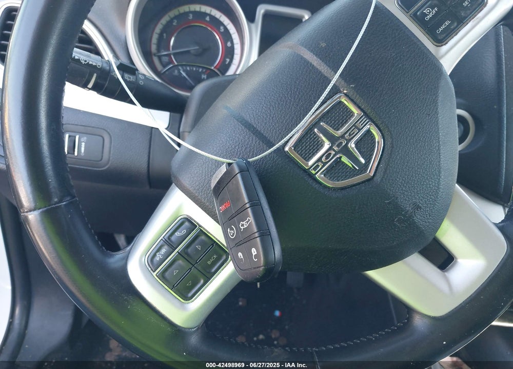 2017 DODGE JOURNEY SE AWD VIN: 3C4PDDAG7HT583896