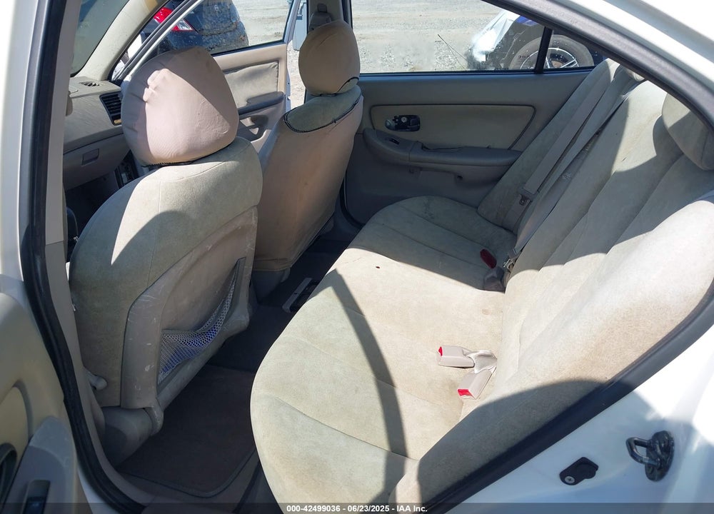 2003 HYUNDAI ELANTRA GLS/GT VIN: KMHDN45D23U523843