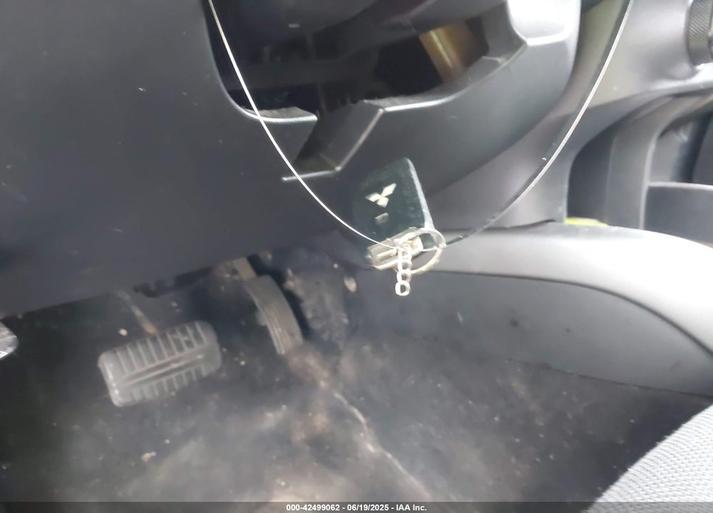 2010 MITSUBISHI OUTLANDER VIN: JA4AT3AW1AZ015629