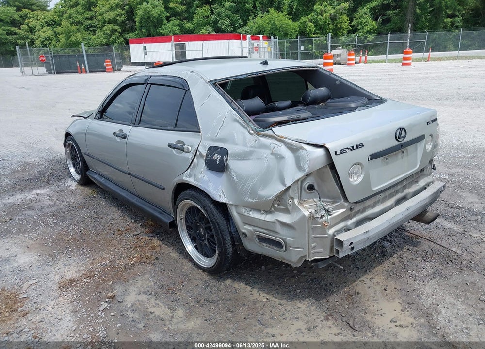 2002 LEXUS IS 300 VIN: JTHBD192620056078