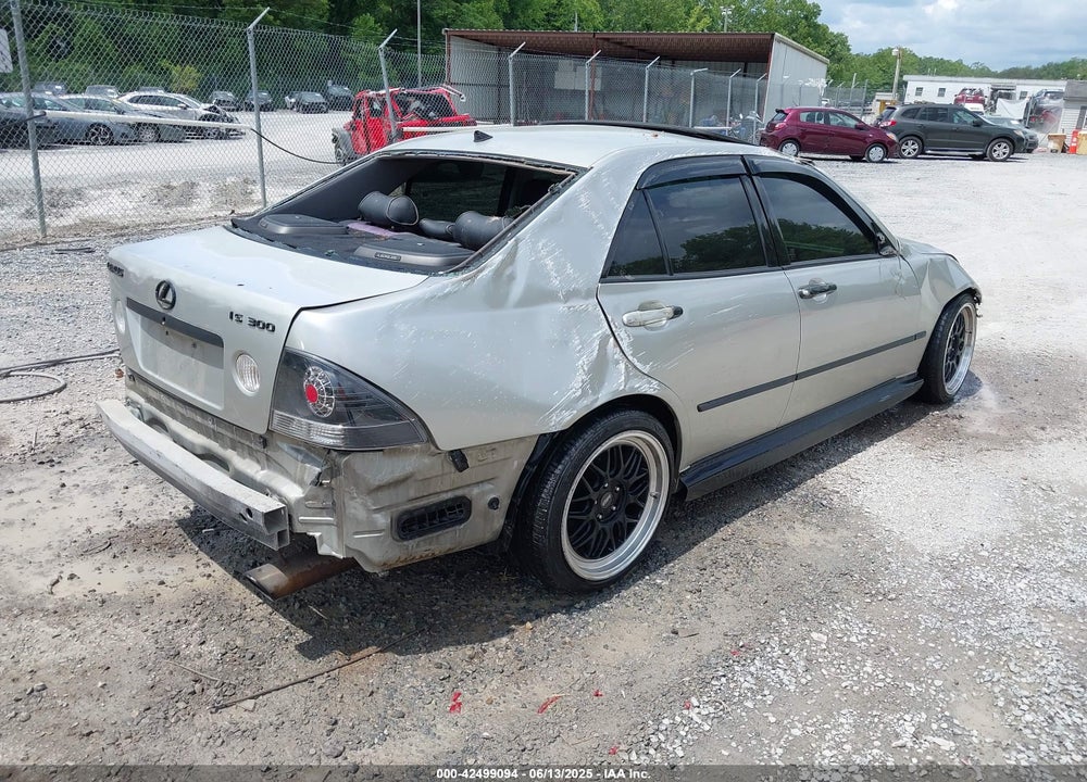 2002 LEXUS IS 300 VIN: JTHBD192620056078