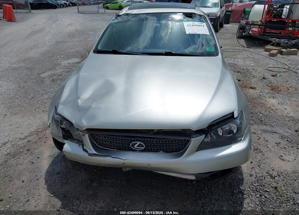 2002 LEXUS IS 300 VIN: JTHBD192620056078