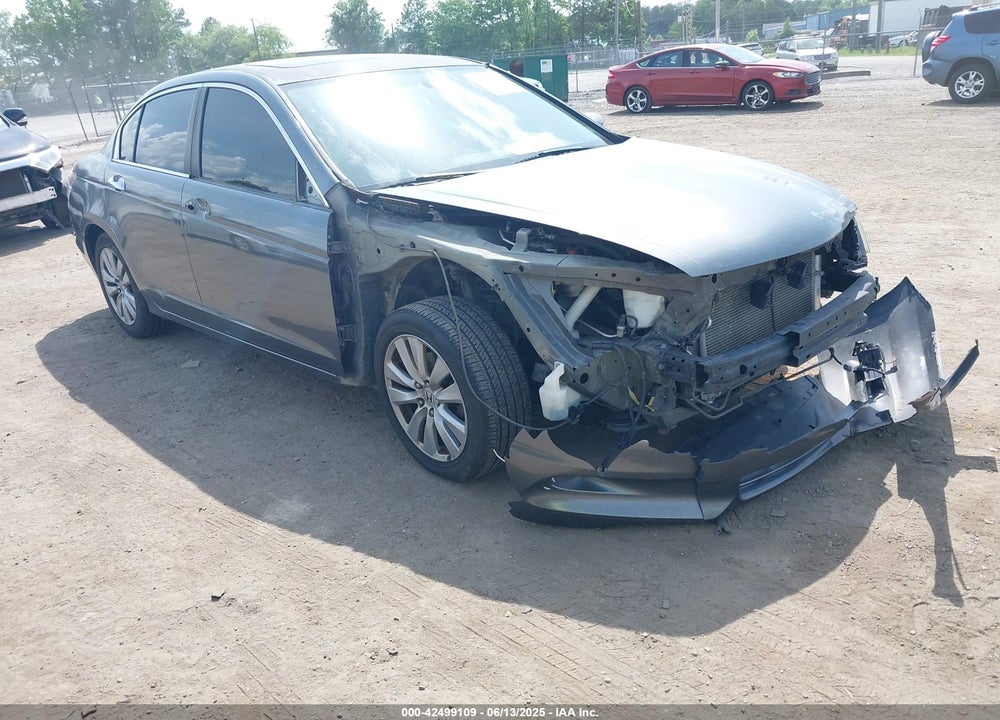 2011 HONDA ACCORD 3.5 EX-L VIN: 5KBCP3F85BB003618