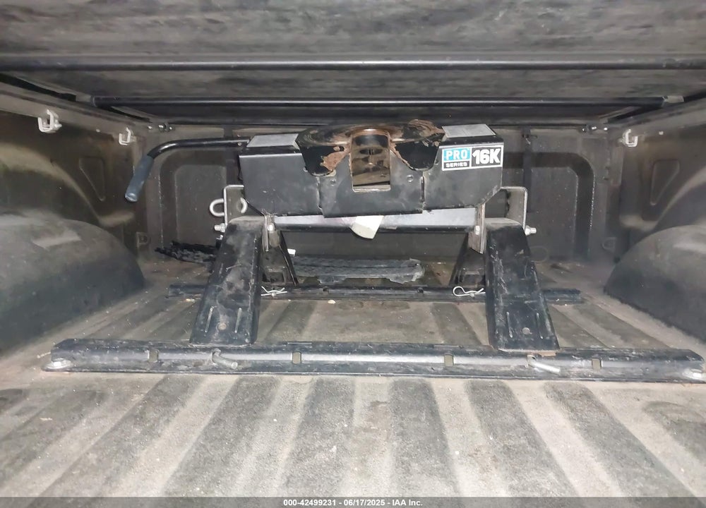 2016 RAM 2500 TRADESMAN VIN: 3C6UR5CL9GG230613