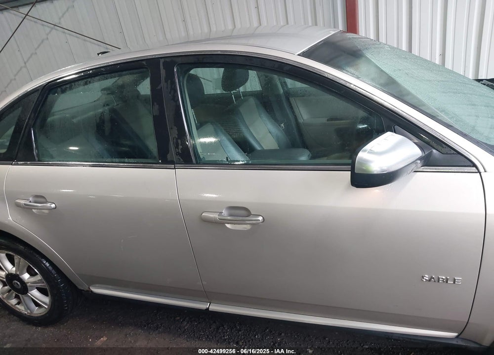 2008 MERCURY SABLE VIN: 1MEHM42W68G607716