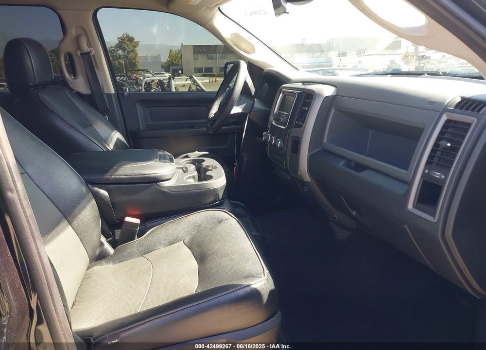 2015 RAM 1500 VIN: 1C6RR6KT5FS650552