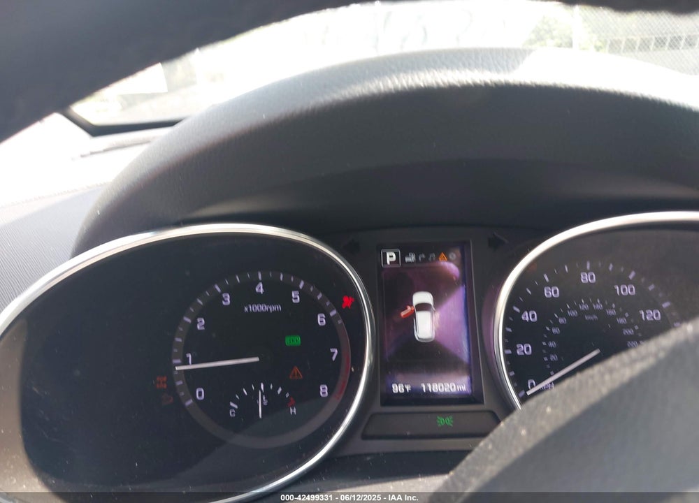 2017 HYUNDAI SANTA FE VIN: KM8SRDHF1HU168180