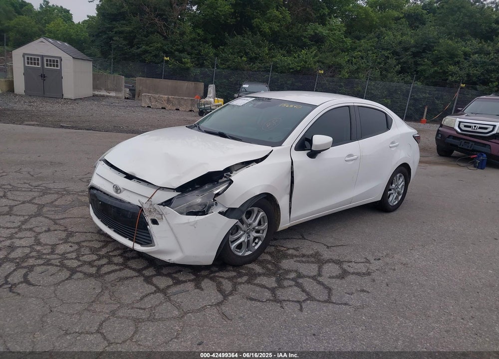 2017 TOYOTA YARIS IA VIN: 3MYDLBYVXHY156540
