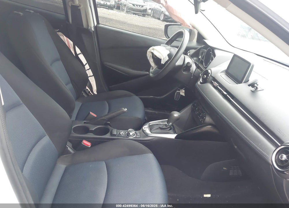 2017 TOYOTA YARIS IA VIN: 3MYDLBYVXHY156540