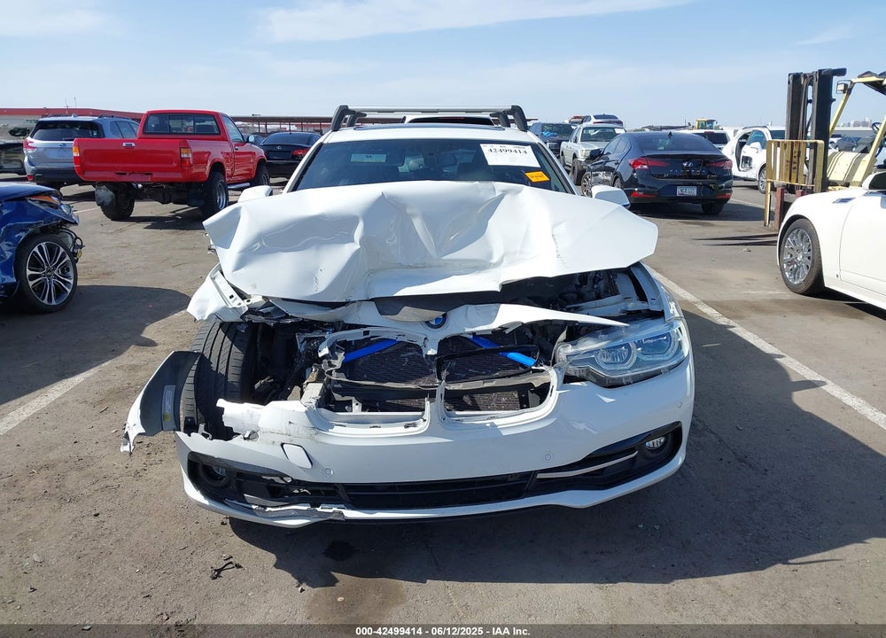 2017 BMW 3 SERIES VIN: WBA8B9G57HNU09370