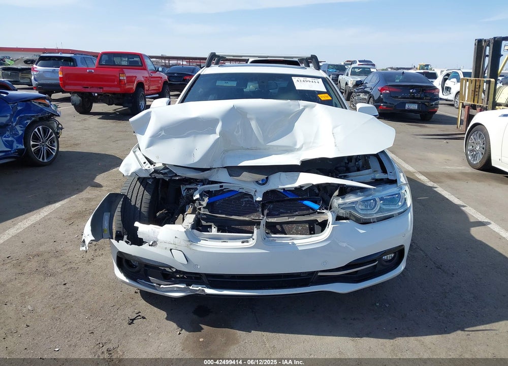 2017 BMW 3 SERIES VIN: WBA8B9G57HNU09370