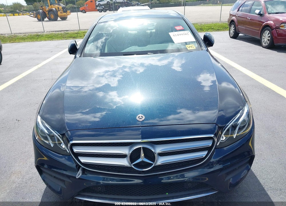 2018 MERCEDES-BENZ E 300 VIN: WDDZF4JB2JA460520