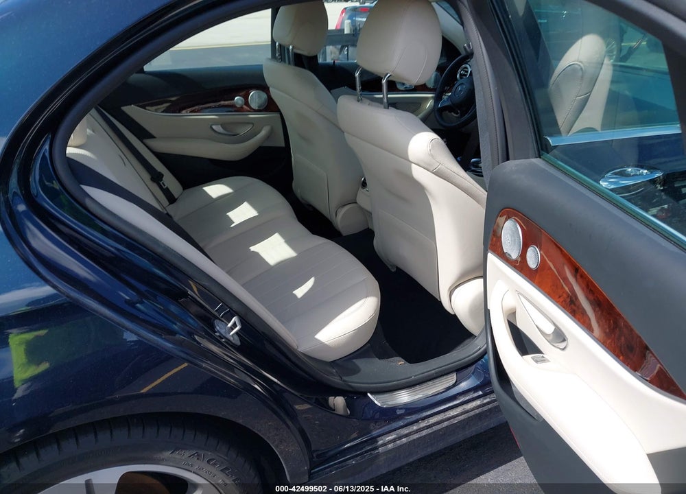 2018 MERCEDES-BENZ E 300 VIN: WDDZF4JB2JA460520