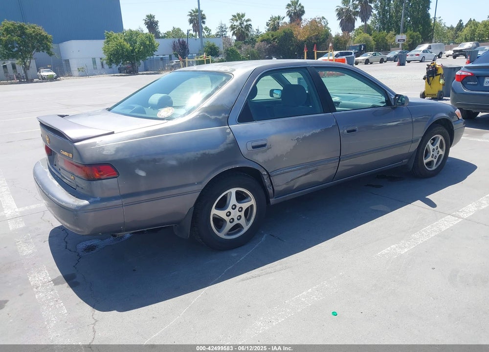 1999 TOYOTA CAMRY VIN: JT2BF22K1X0183641