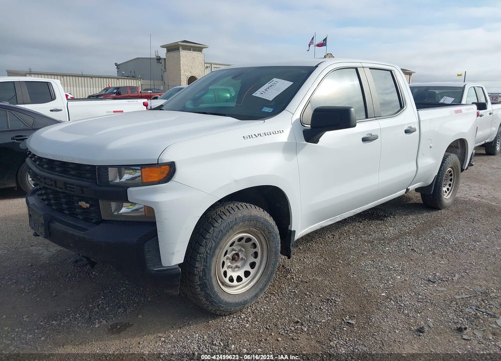 2021 CHEVROLET SILVERADO 1500 4WD DOUBLE CAB STANDARD BED WT VIN: 1GCRYAEF8MZ217607