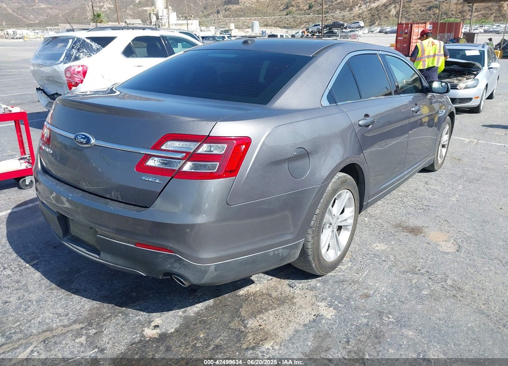 2013 FORD TAURUS VIN: 1FAHP2E84DG188128