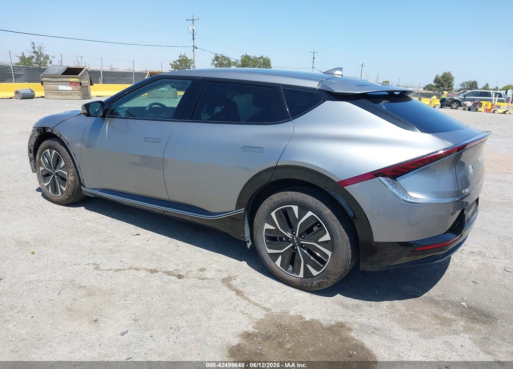 2023 KIA EV6 VIN: KNDC34LA7P5602777