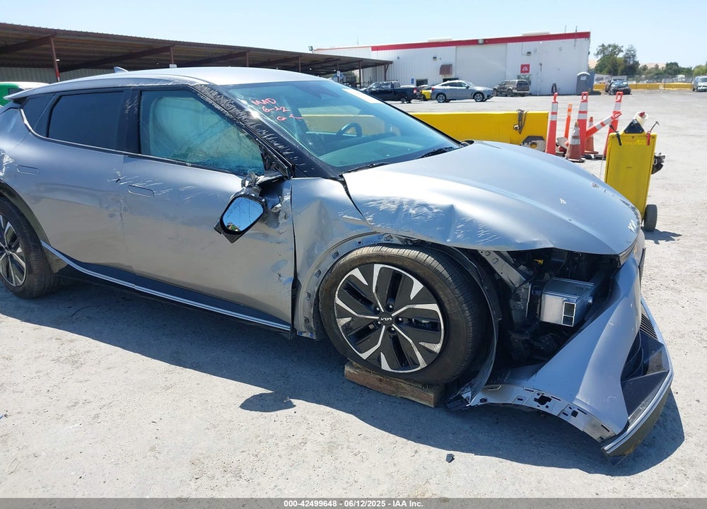 2023 KIA EV6 VIN: KNDC34LA7P5602777